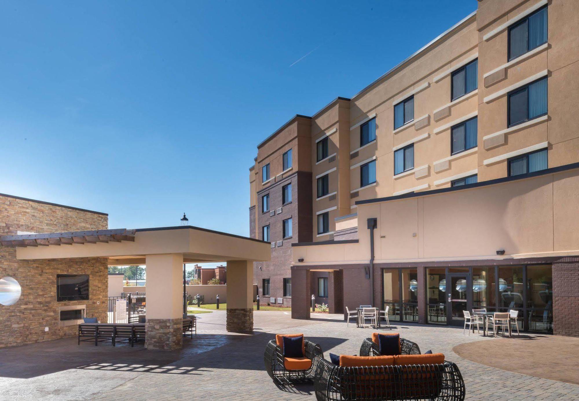 Courtyard By Marriott Jacksonville Exterior photo